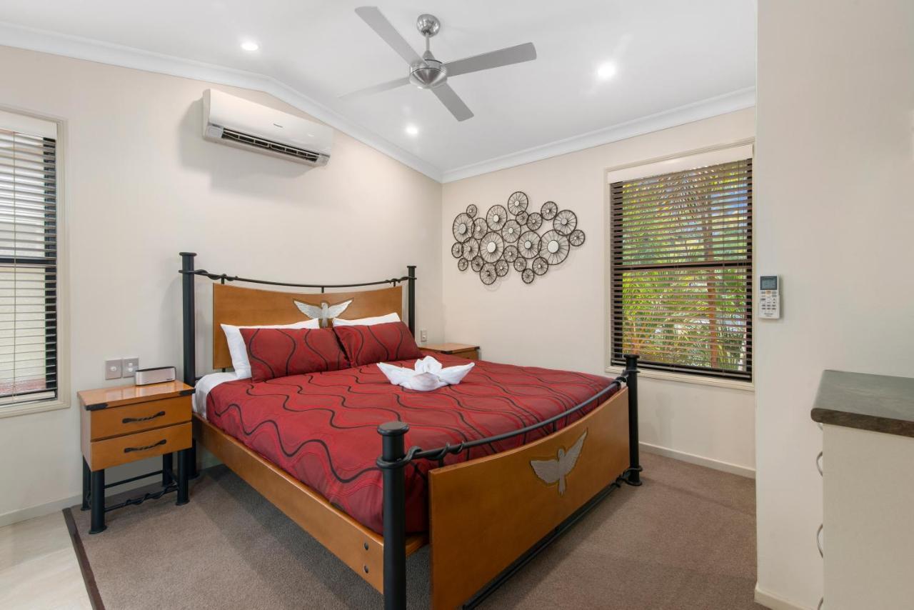 Ashmore Palms Holiday Village Gold Coast Exterior photo