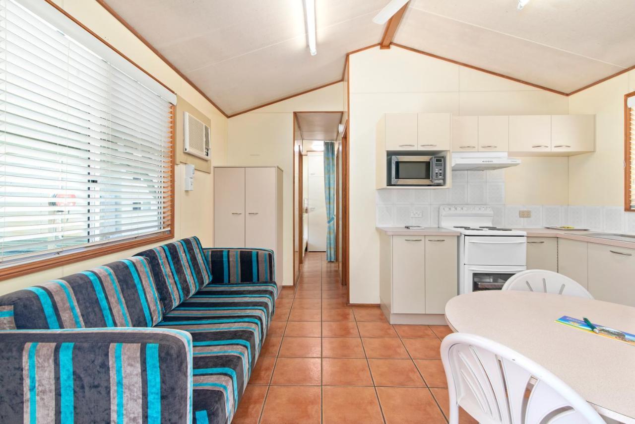 Ashmore Palms Holiday Village Gold Coast Exterior photo